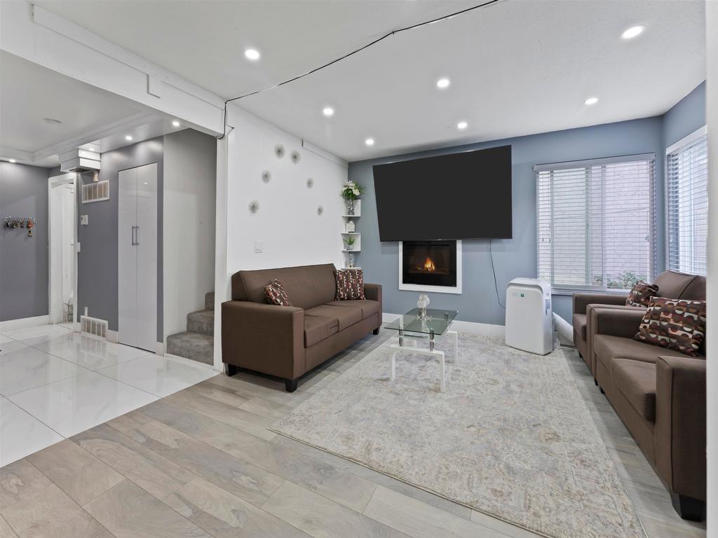 Listing Image for R3050890