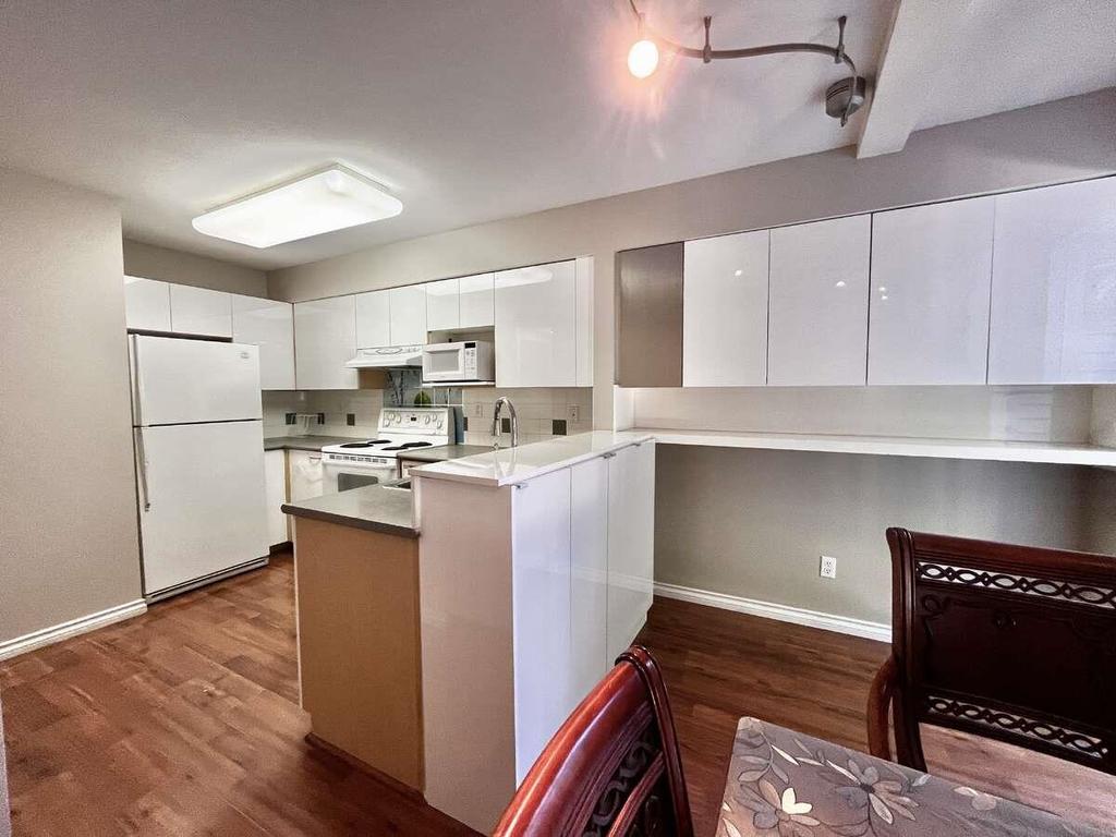 Listing Image for R3052901