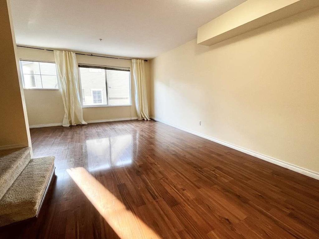 Listing Image for R3052901