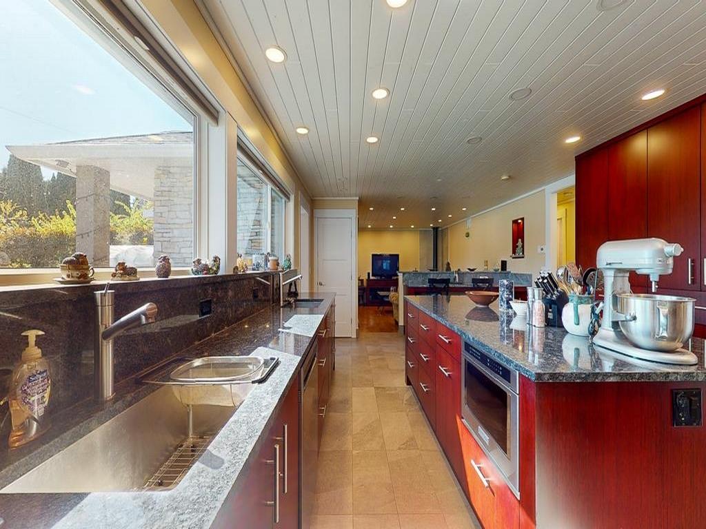 Listing Image for R3054100