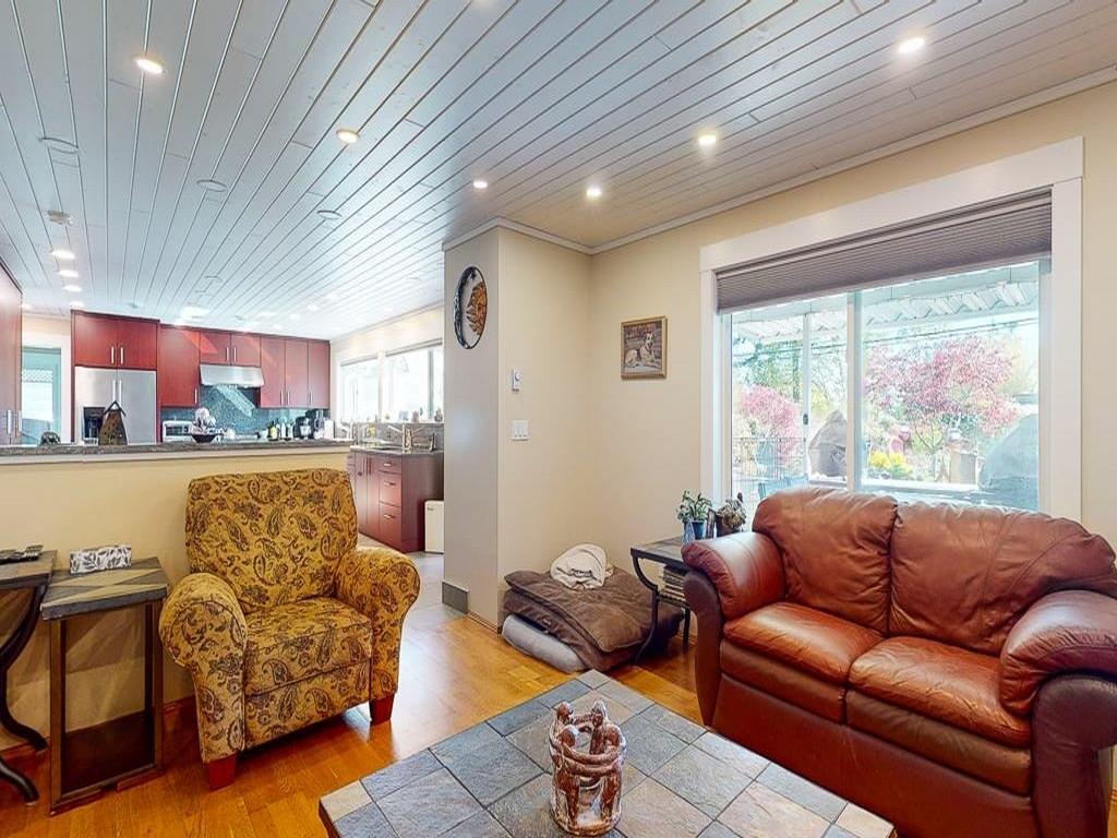 Listing Image for R3054100