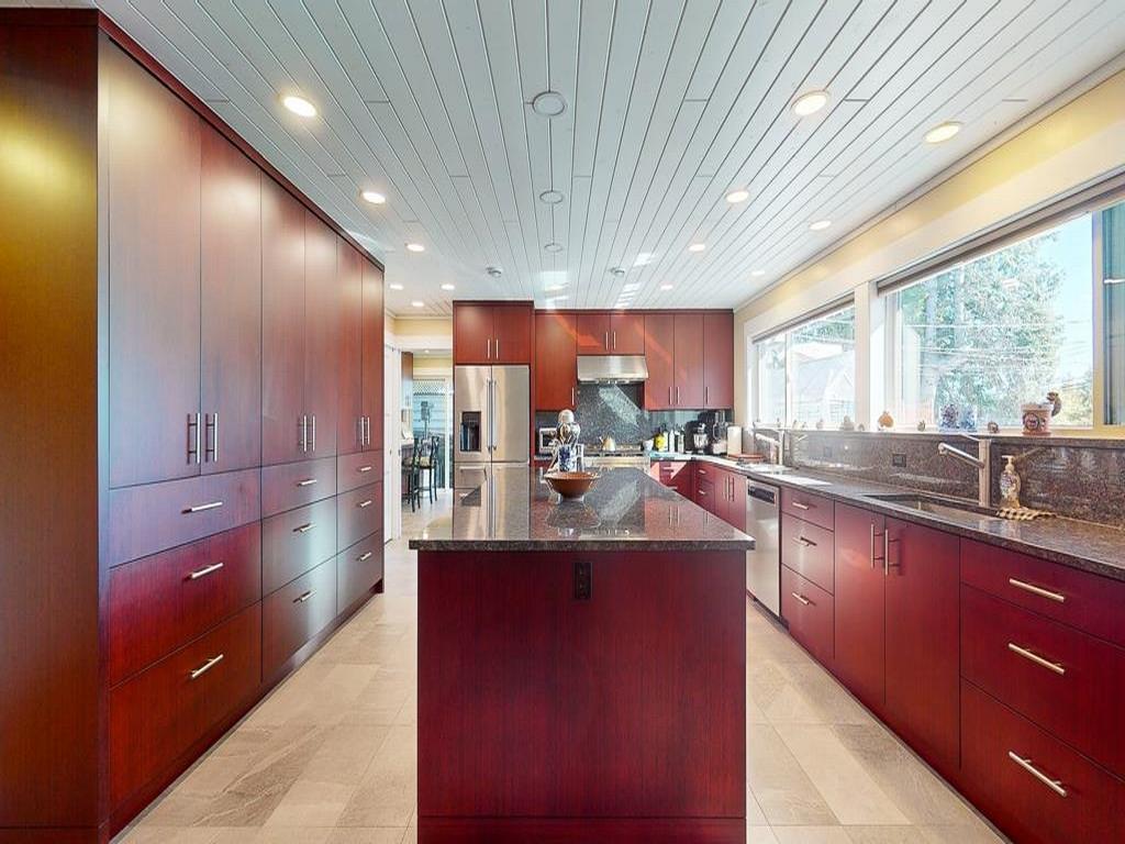 Listing Image for R3054100