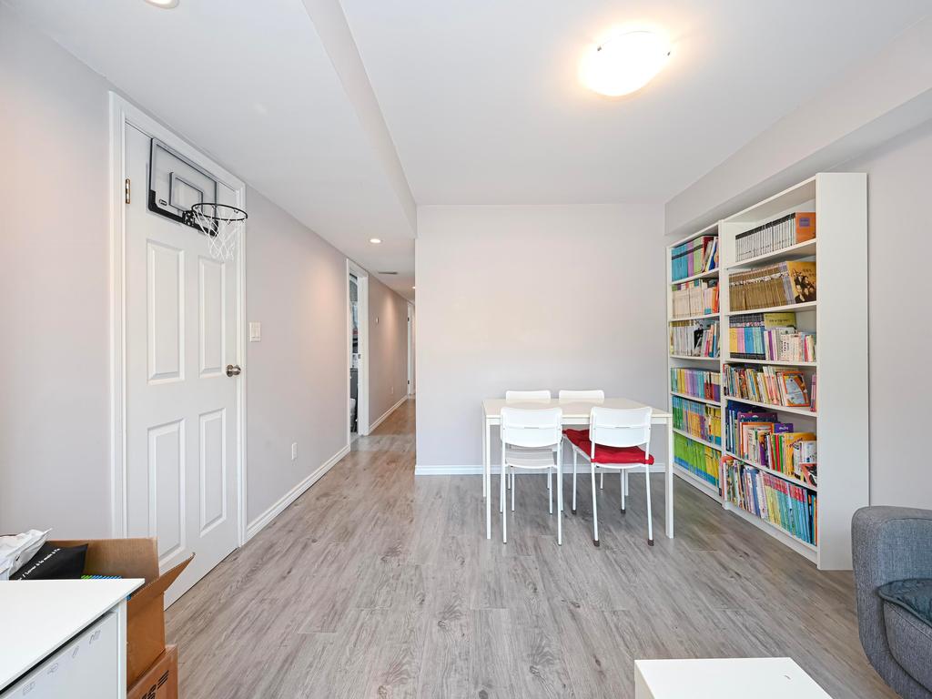 Listing Image for R3054342