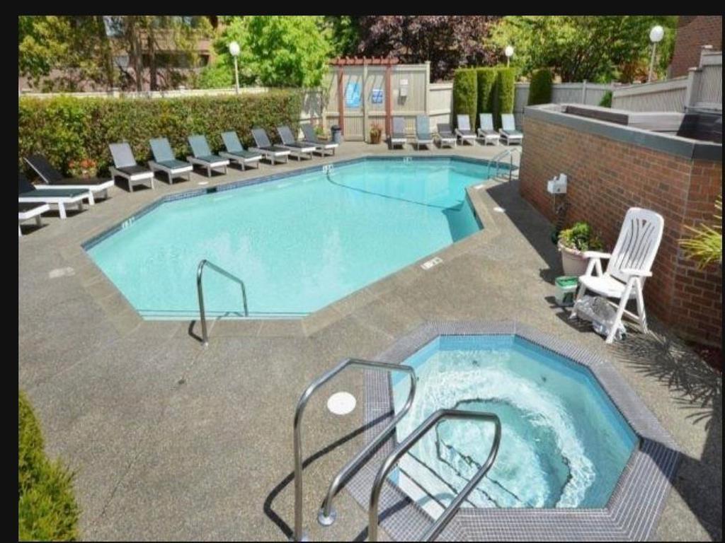 Listing Image for R3055826