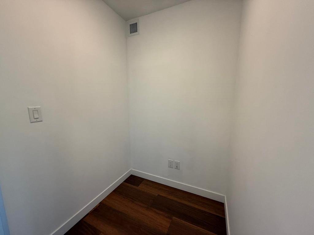 Listing Image for R3055917