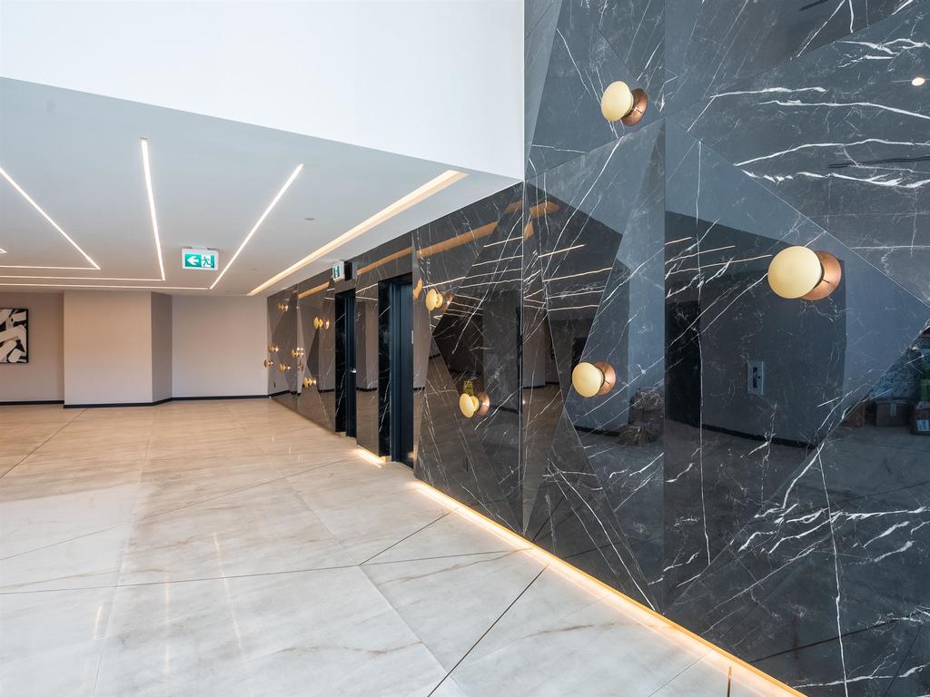 Listing Image for R3055978