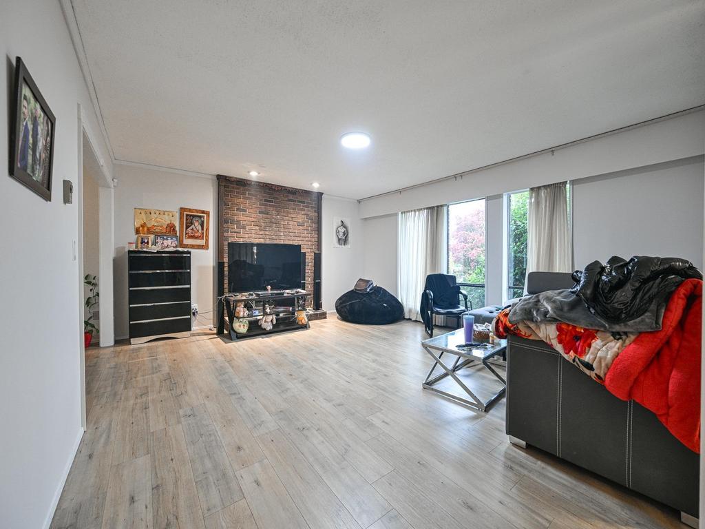 Listing Image for R3056048