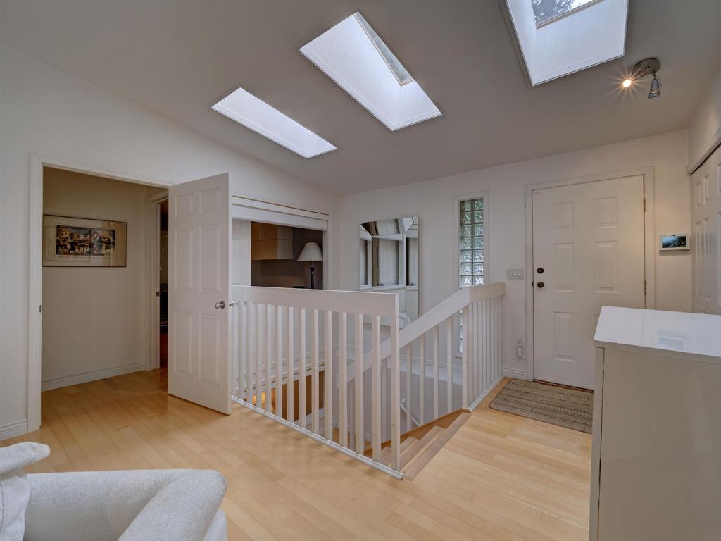 Listing Image for R3056082