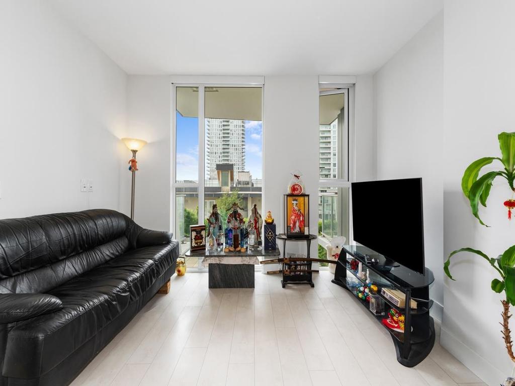 Listing Image for R3056260