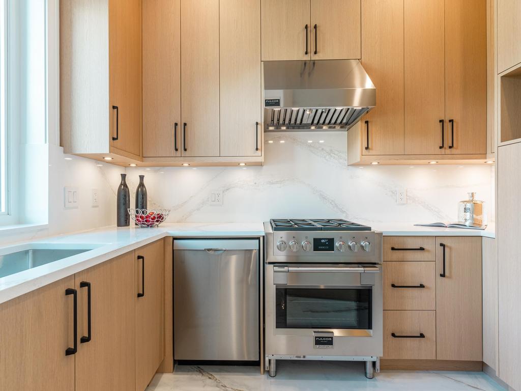 Listing Image for R3056359