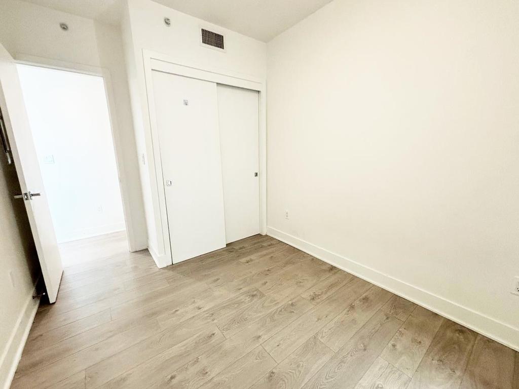 Listing Image for R3056377