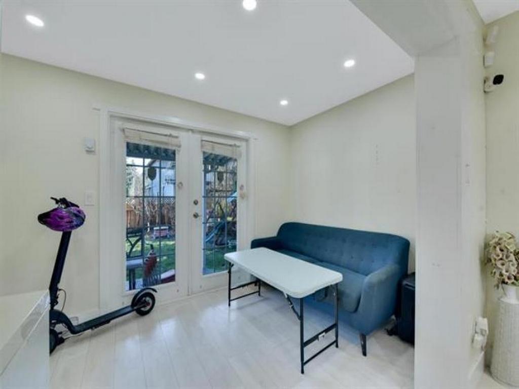 Listing Image for R3056589