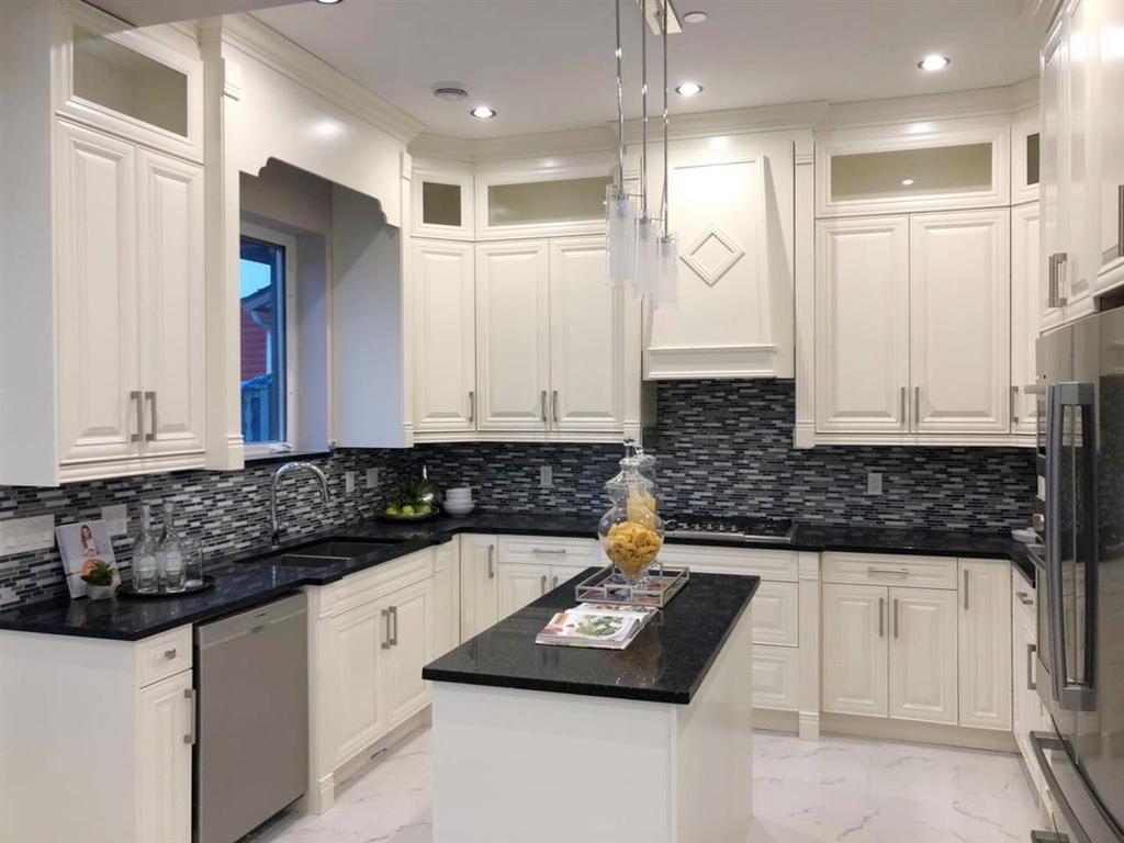 Listing Image for R3056600