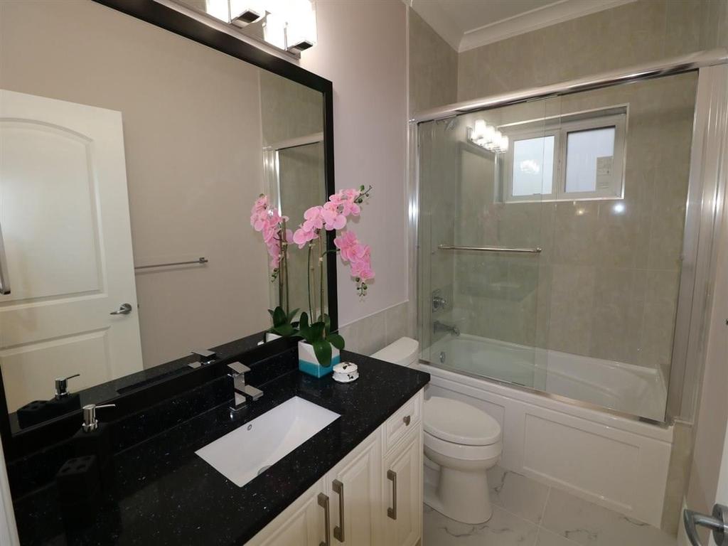 Listing Image for R3056600