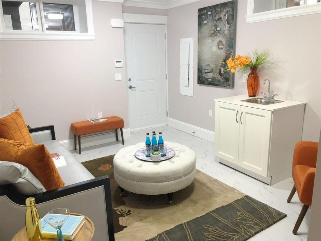 Listing Image for R3056600
