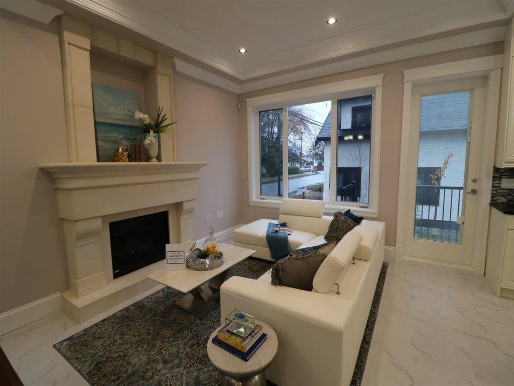 Listing Image for R3056600