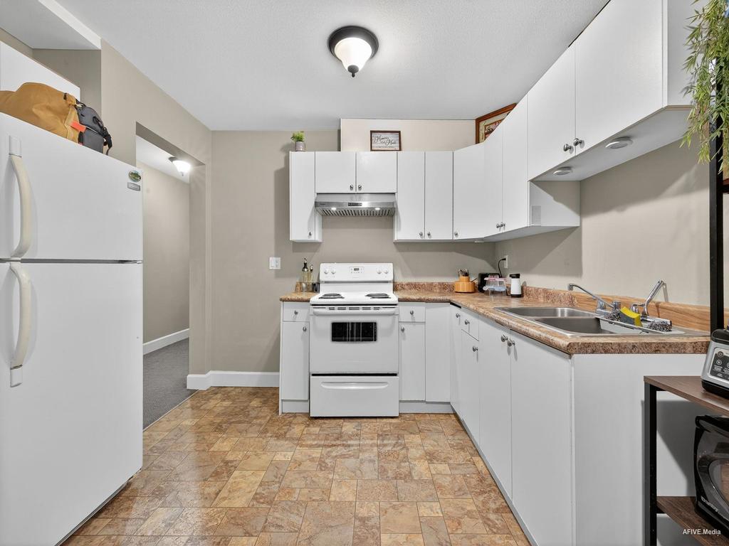 Listing Image for R3056656