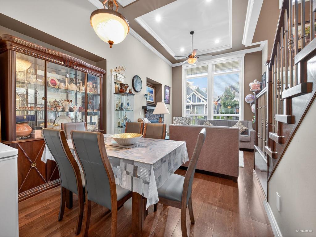 Listing Image for R3056656