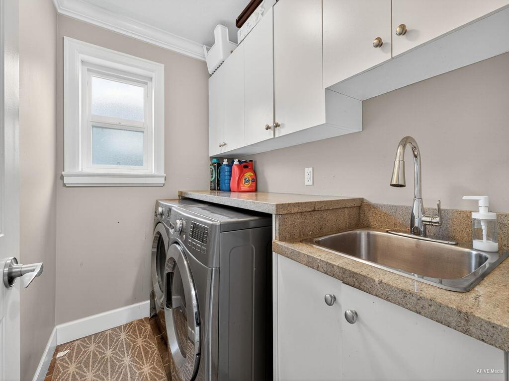 Listing Image for R3056656