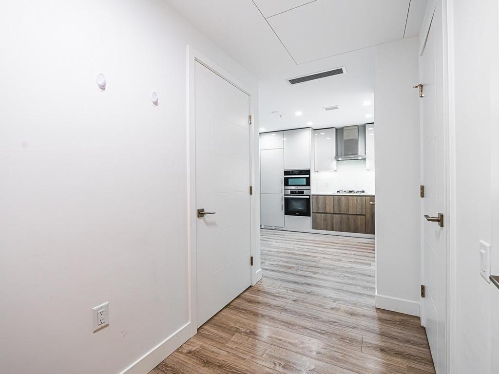 Listing Image for R3056665