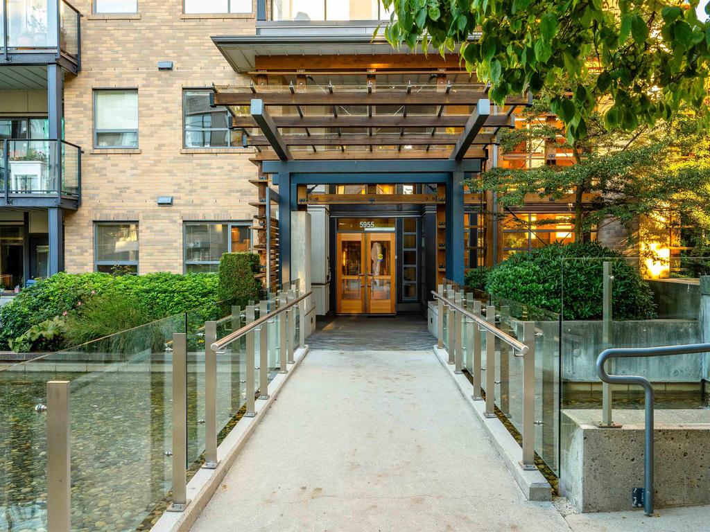 Listing Image for R3056796