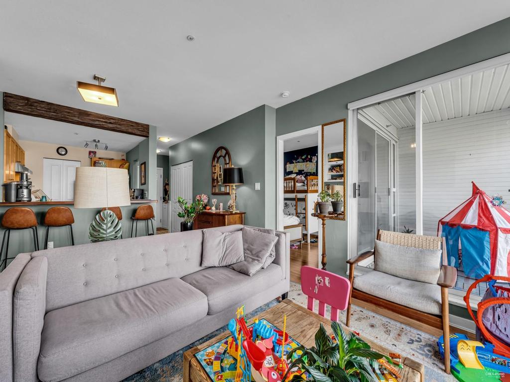 Listing Image for R3057068