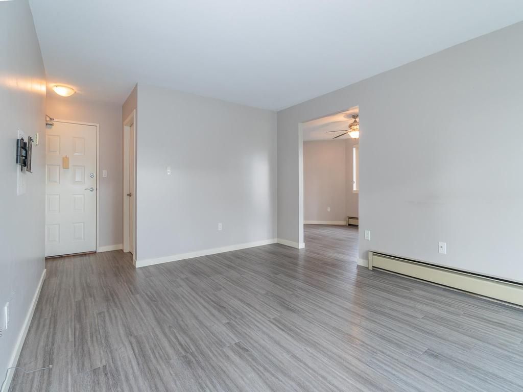 Listing Image for R3057189