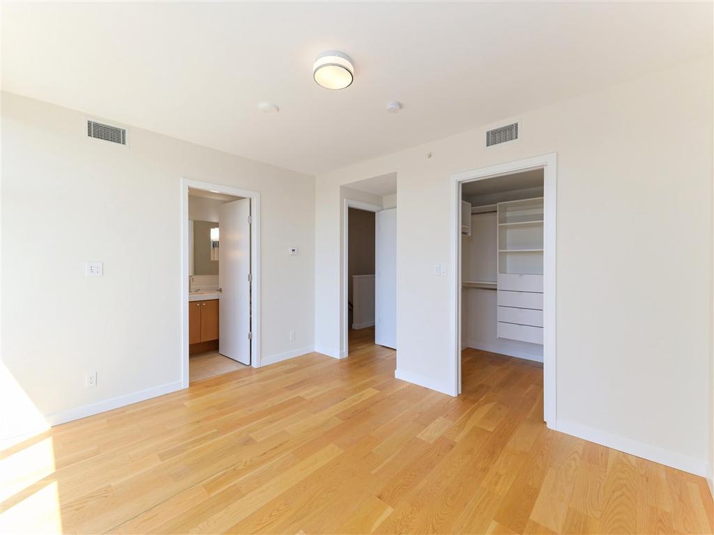 Listing Image for R3057293