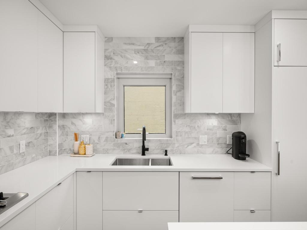 Listing Image for R3057476