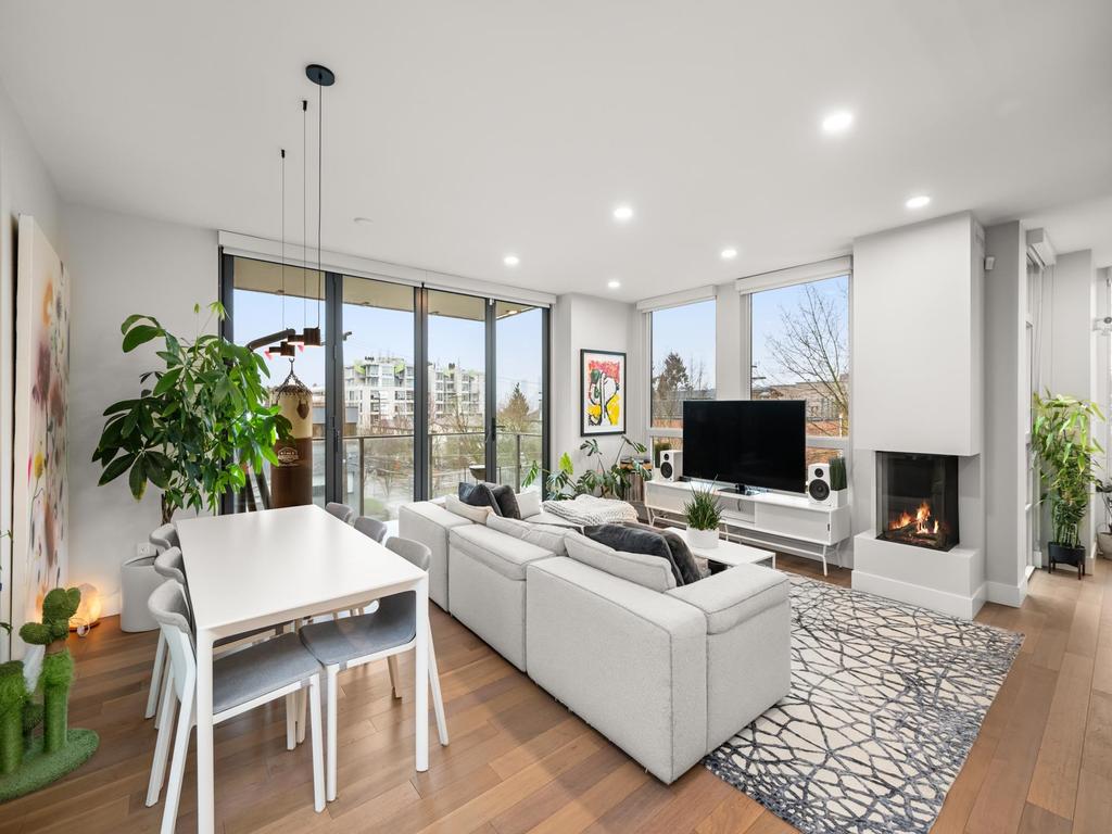 Listing Image for R3057476