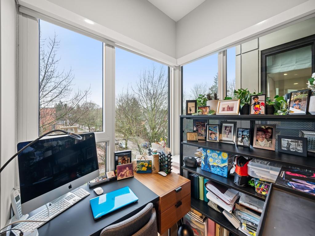 Listing Image for R3057476