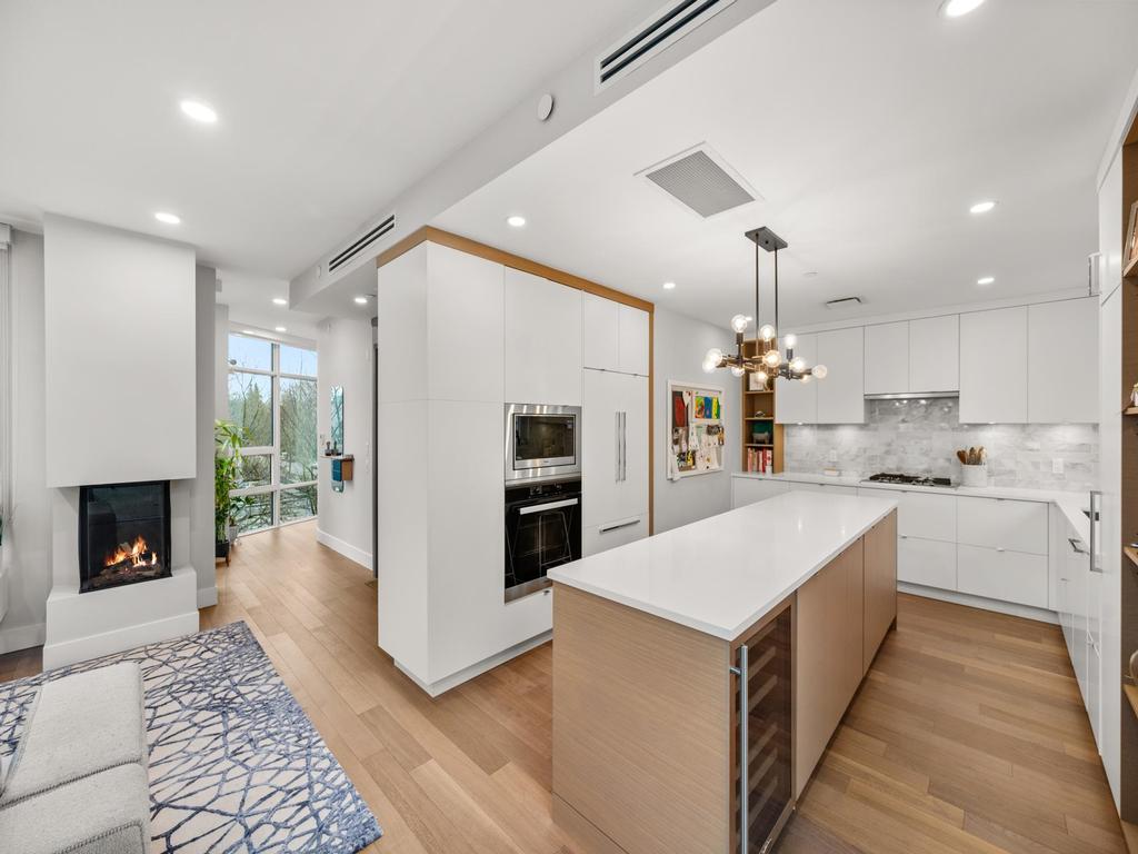 Listing Image for R3057476