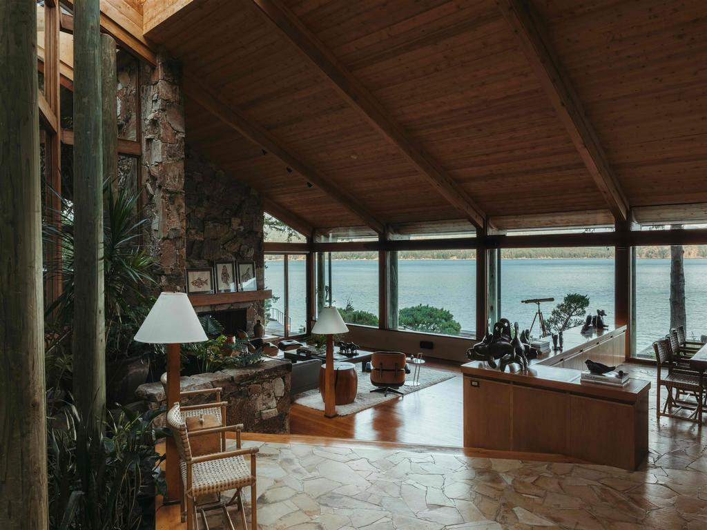 Listing Image for R3057663