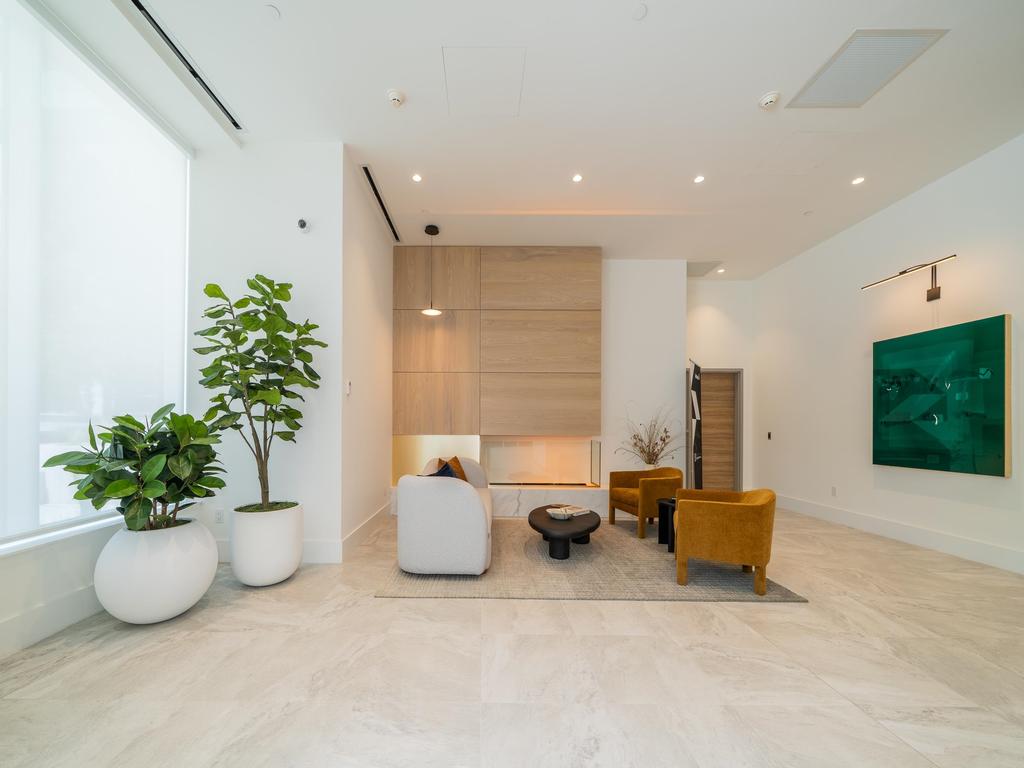 Listing Image for R3057693