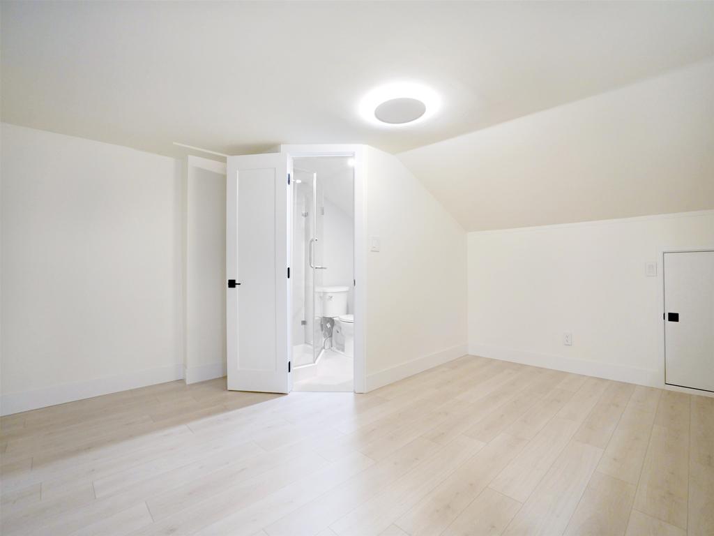 Listing Image for R3057846