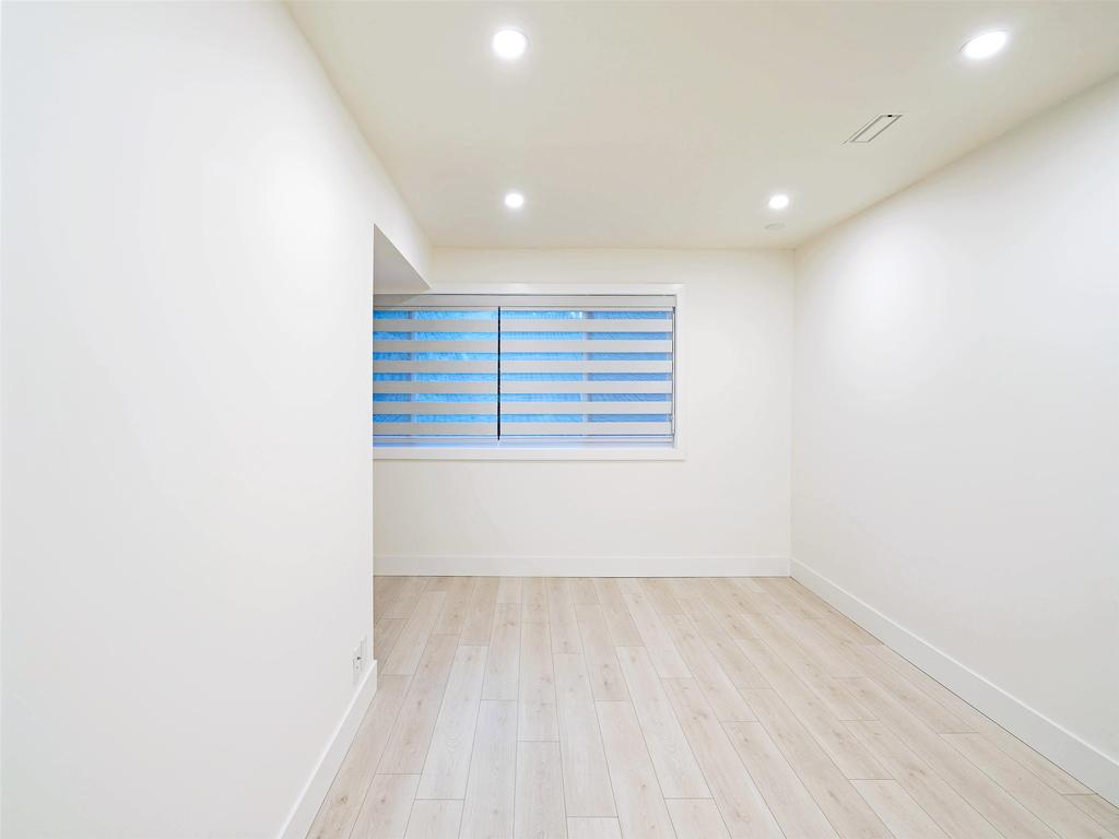 Listing Image for R3057846