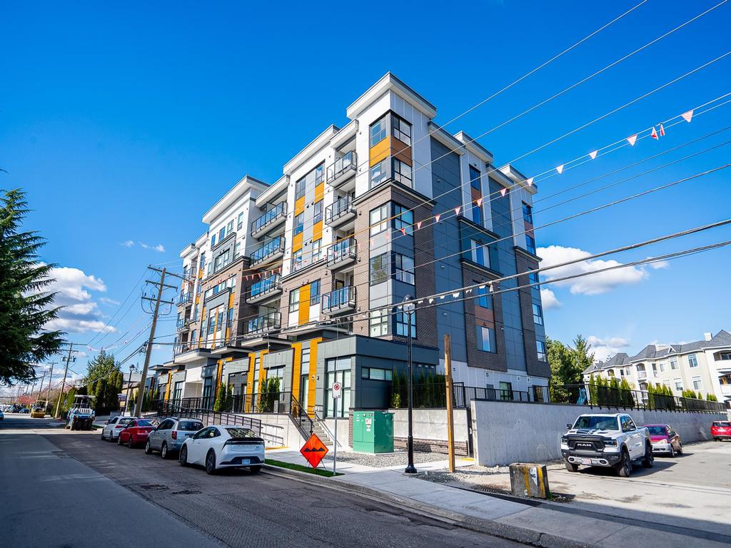 Listing Image for R3058024