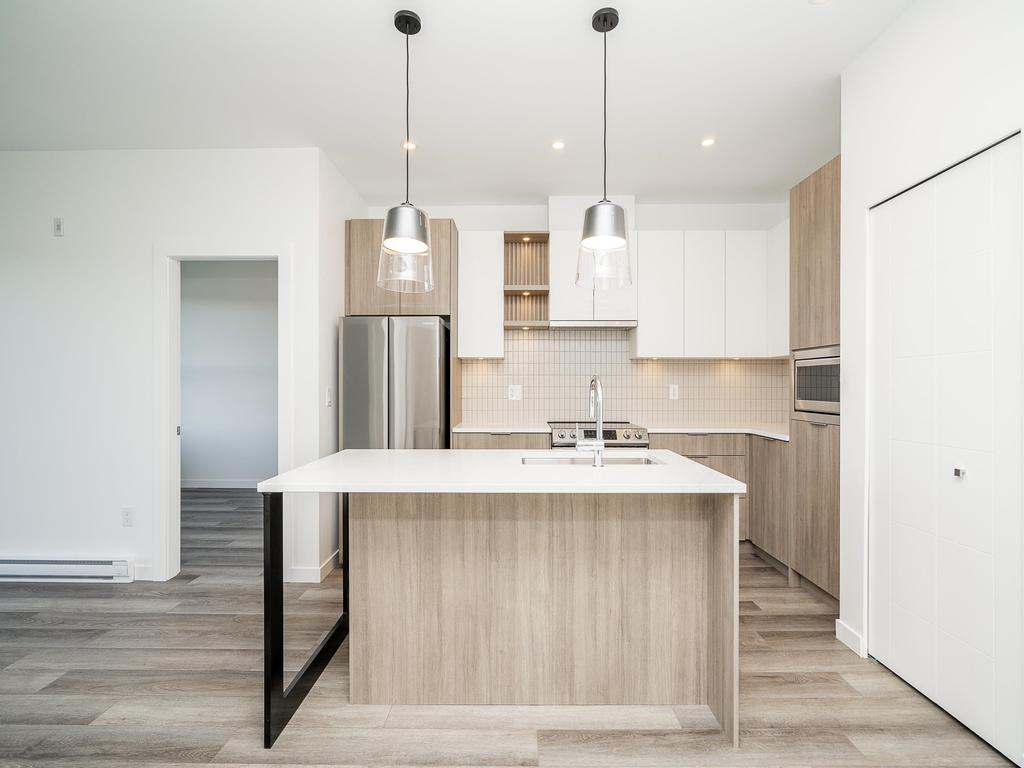 Listing Image for R3058024