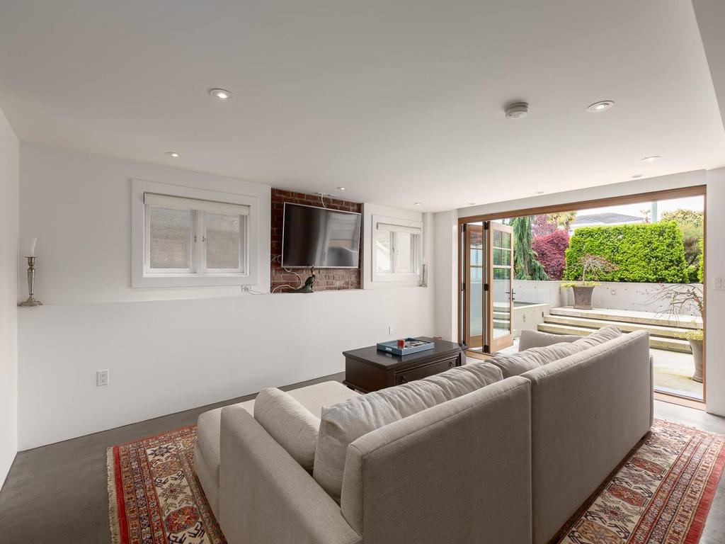 Listing Image for R3058199