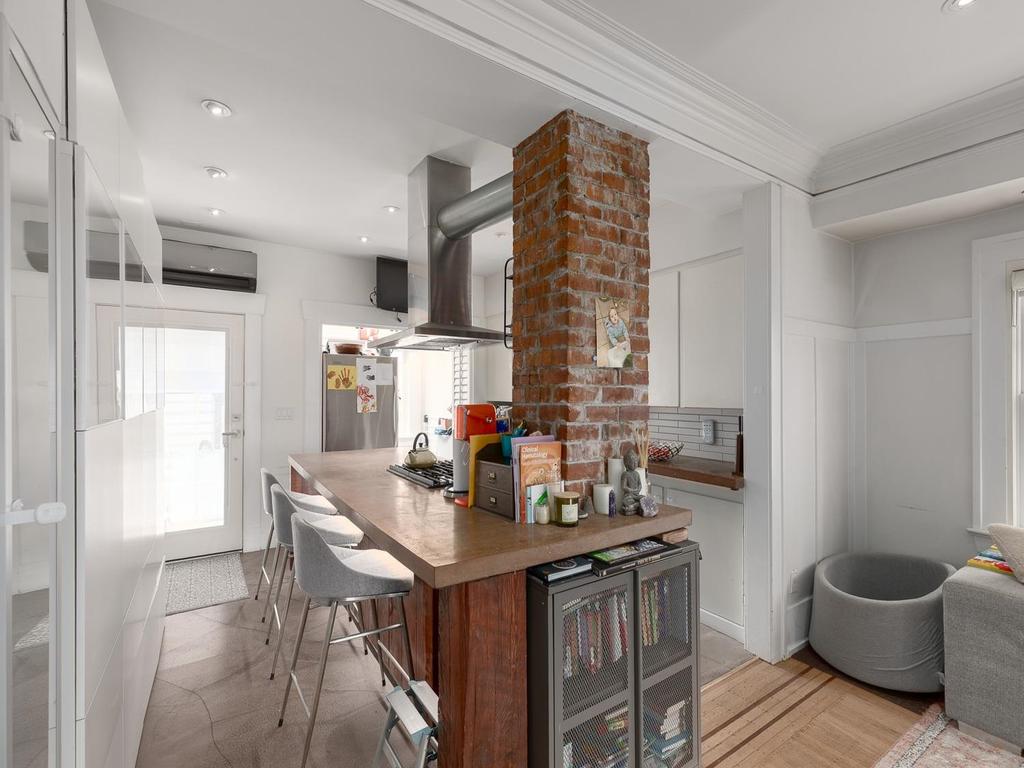 Listing Image for R3058199