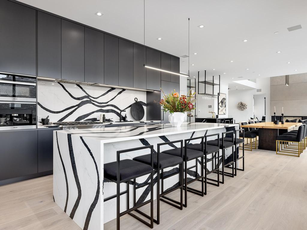 Listing Image for R3058283