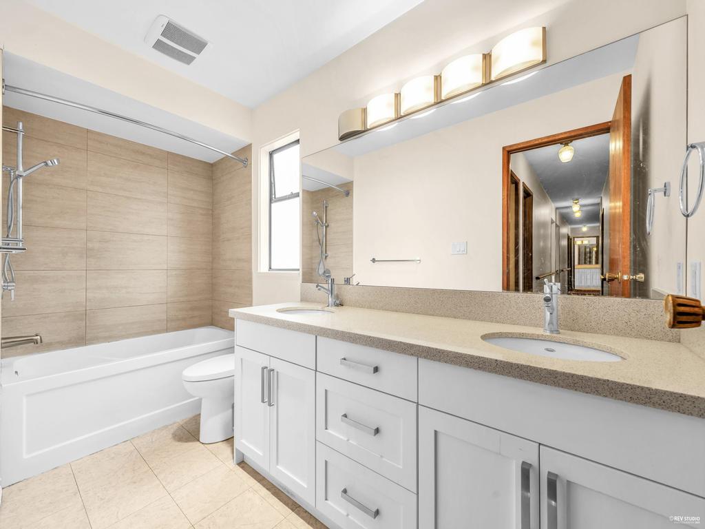 Listing Image for R3058359