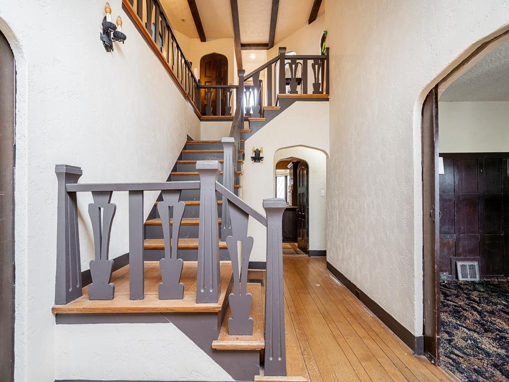 Listing Image for R3058582