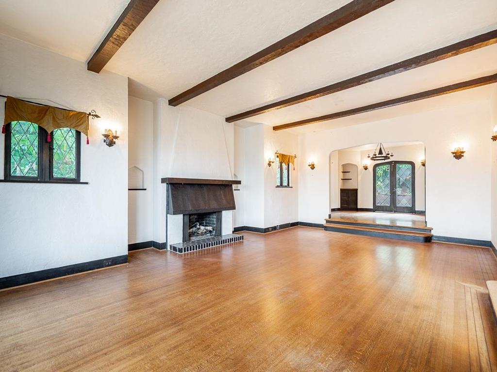 Listing Image for R3058582