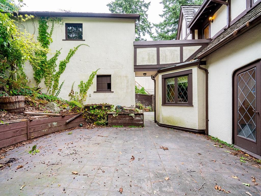 Listing Image for R3058582