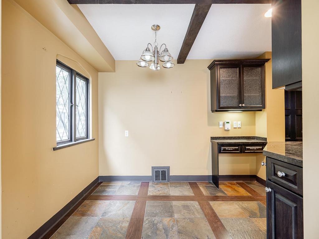 Listing Image for R3058582