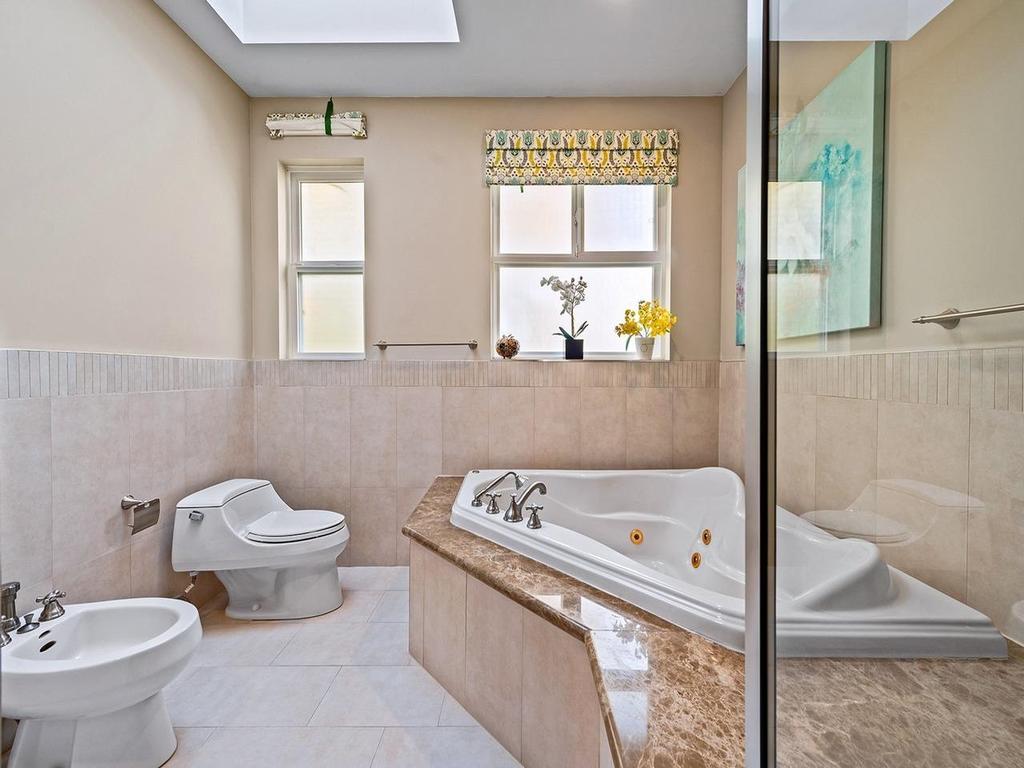 Listing Image for R3058789