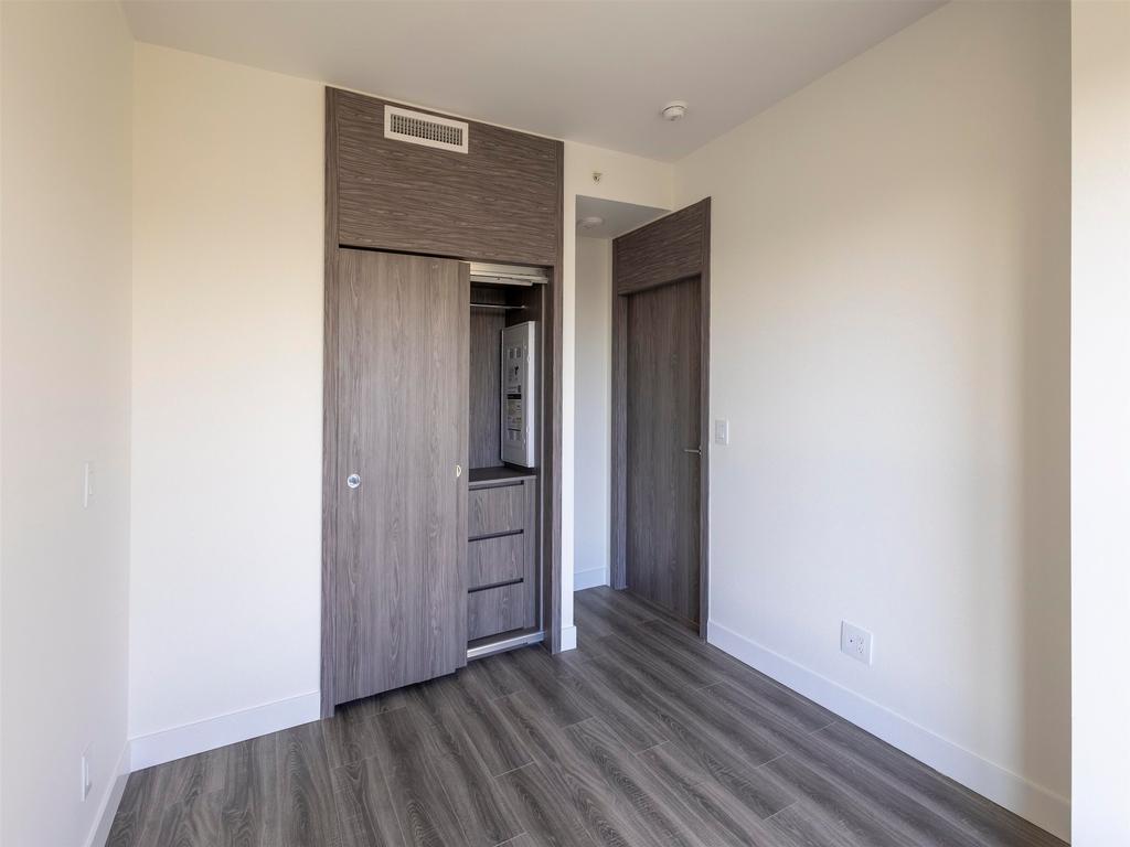 Listing Image for R3058879