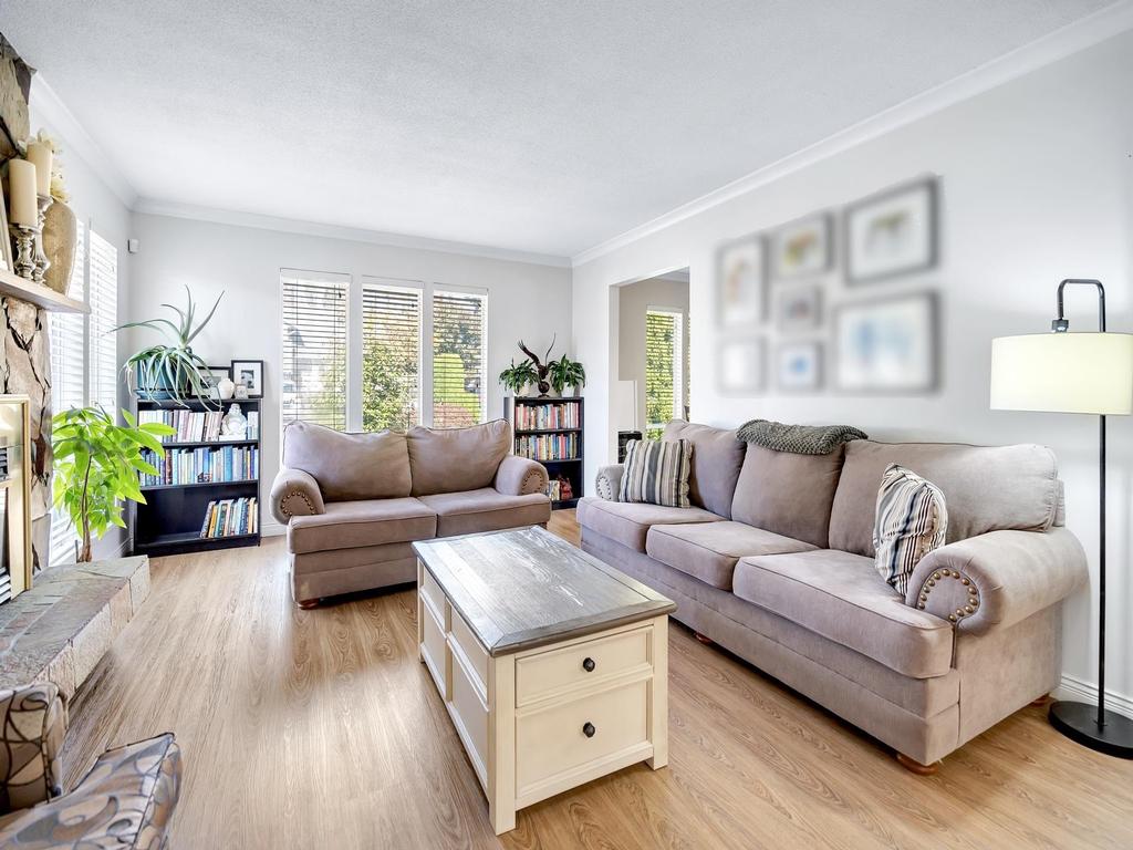 Listing Image for R3058949