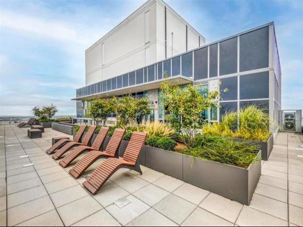 Listing Image for R3058982